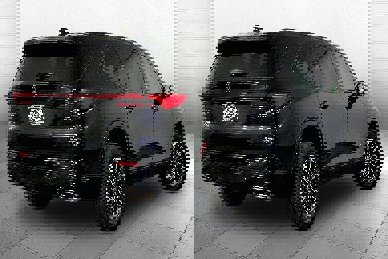 Used 2025 Buick Enclave Sport Touring image 13