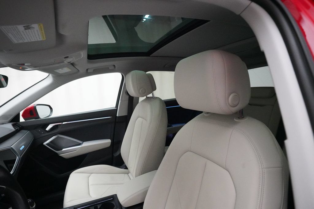 Certified 2022 Audi Q3 2.0T Premium Plus AWD/4WD image 33