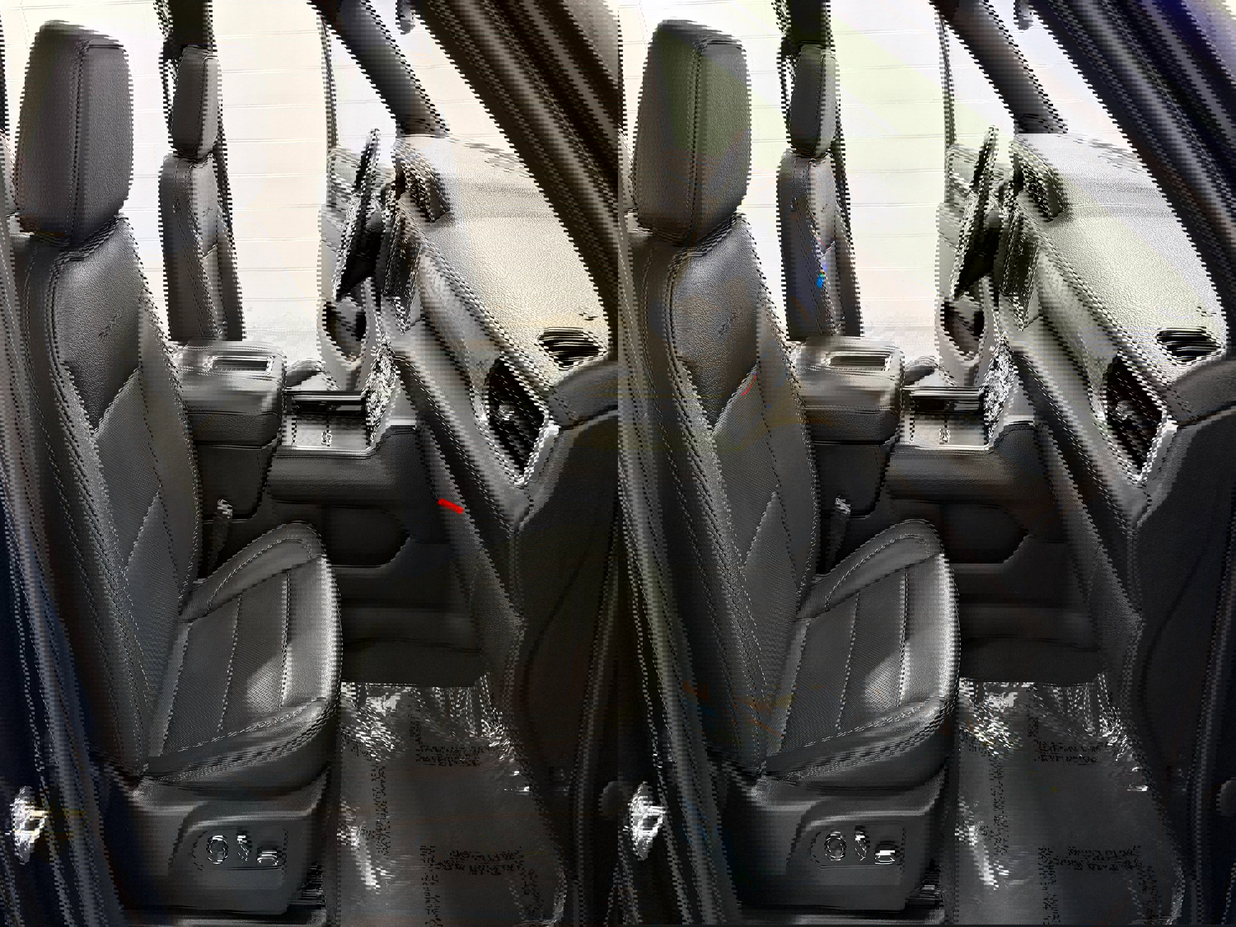 Used 2023 GMC Yukon Denali image 19