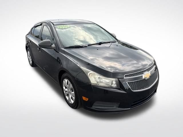 Used 2013 Chevrolet Cruze LS FWD image 7