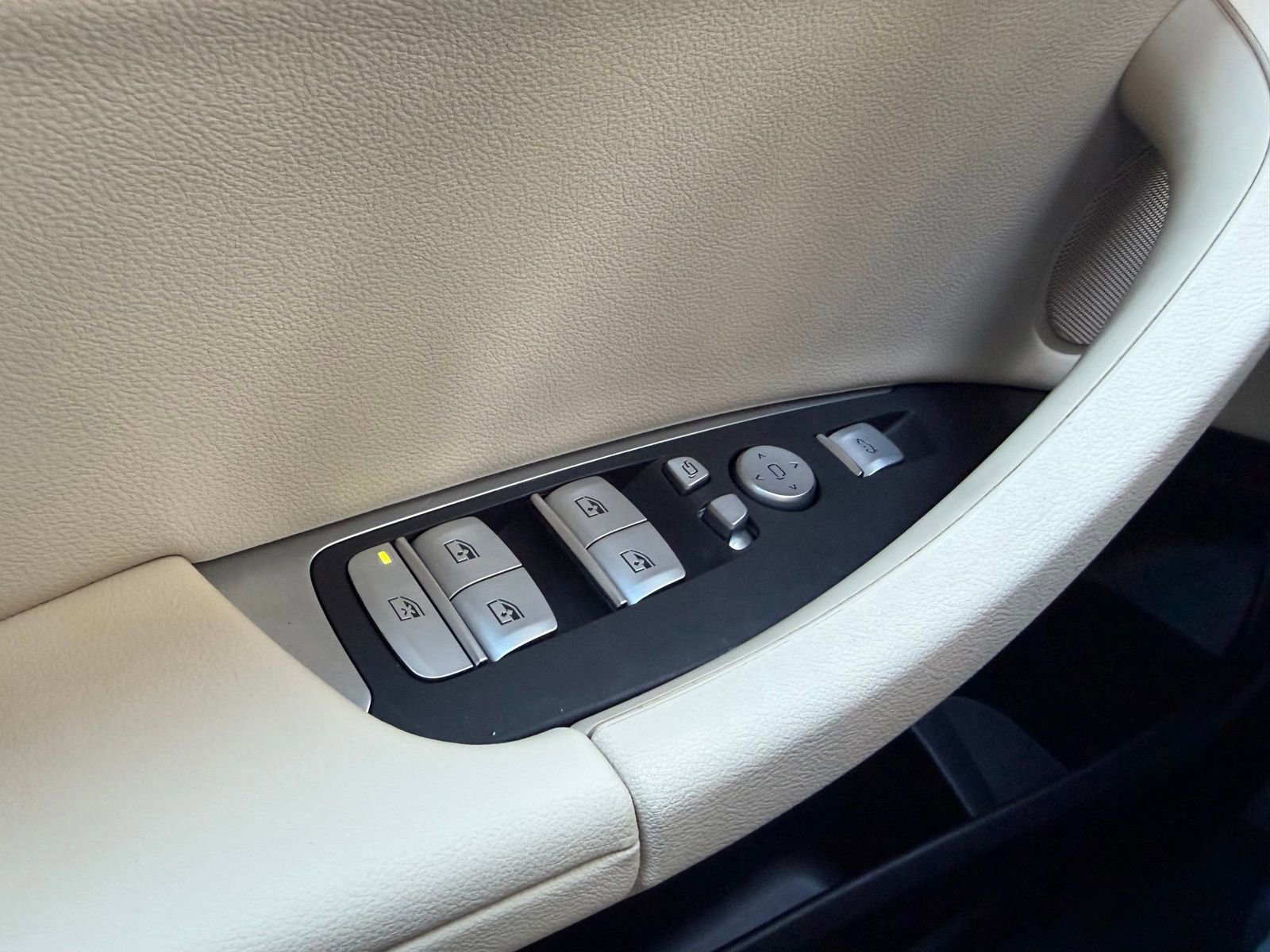 Used 2023 BMW X3 xDrive30i w/ Convenience Package image 23