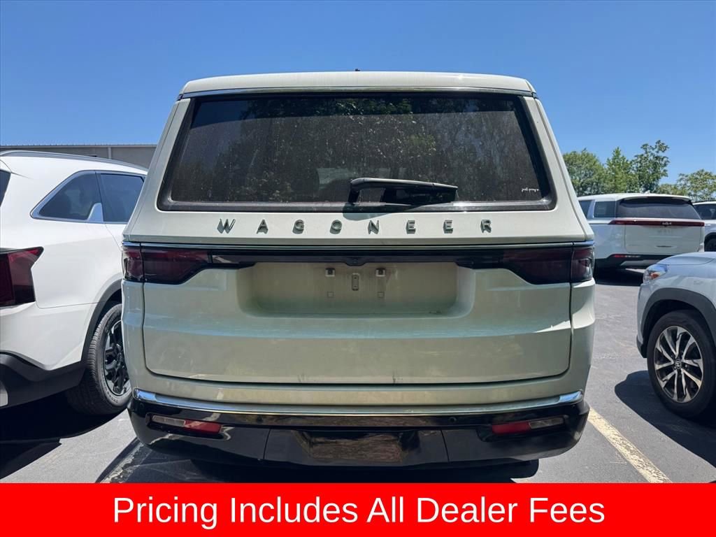 Used 2024 Jeep Wagoneer 2WD image 7