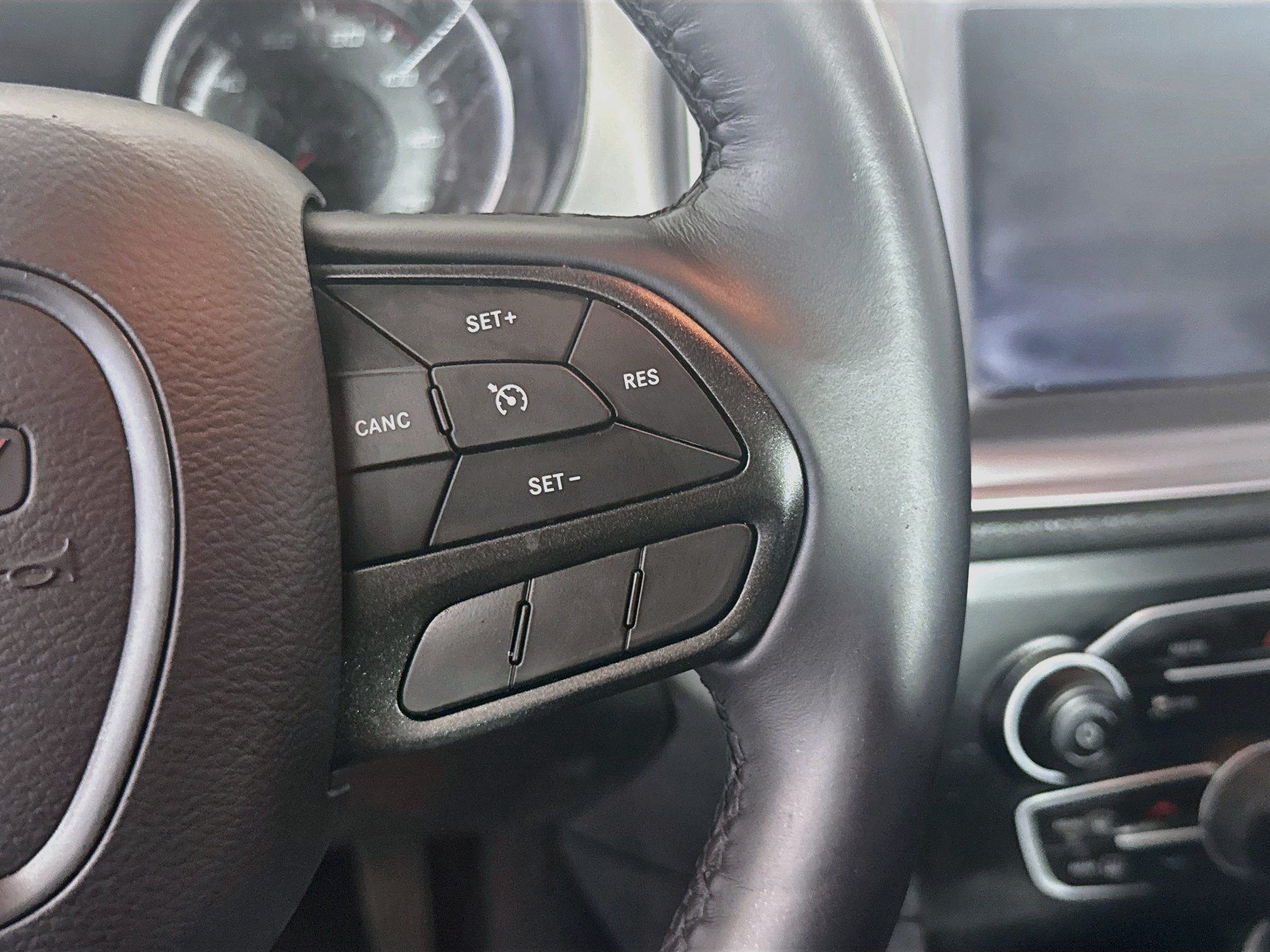 Used 2023 Dodge Charger SXT RWD image 15