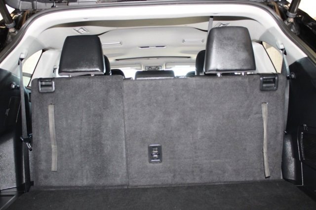 Used 2023 Toyota Highlander L image 14