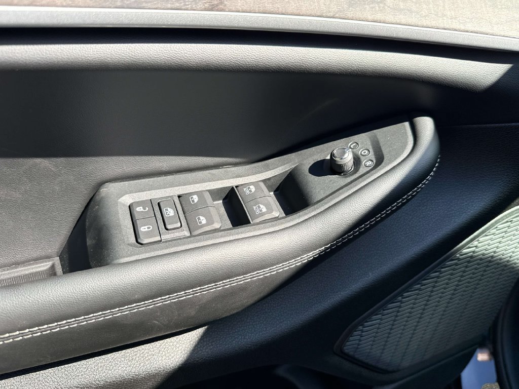 New 2027 Jeep Grand Cherokee Altitude AWD/4WD image 13