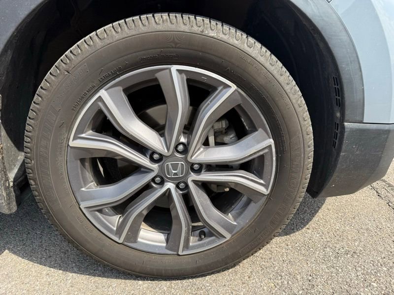 Used 2021 Honda CR-V Touring image 4