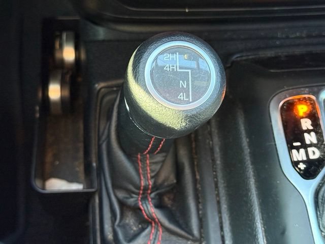 Used 2022 Jeep Gladiator Rubicon w/ LED Lighting Group AWD/4WD image 23