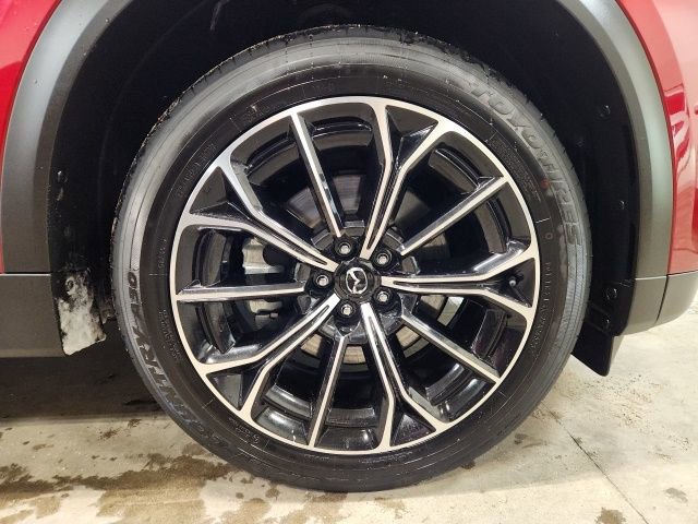 Certified 2025 MAZDA CX-70 Plug-In Hybrid w/ Premium Pkg image 37