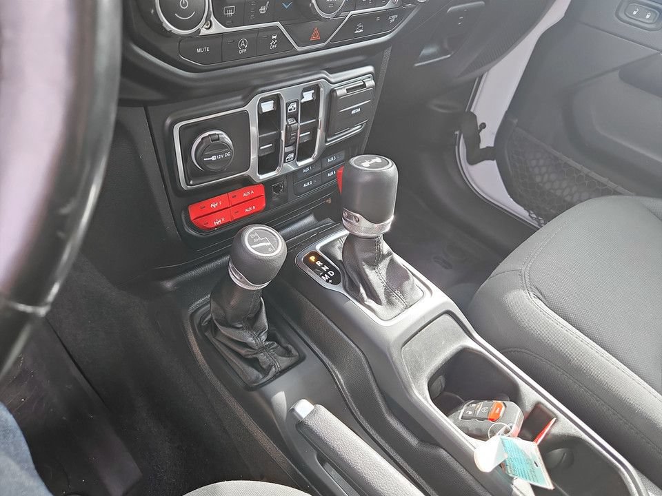 Used 2022 Jeep Wrangler Unlimited Sport AWD/4WD image 26