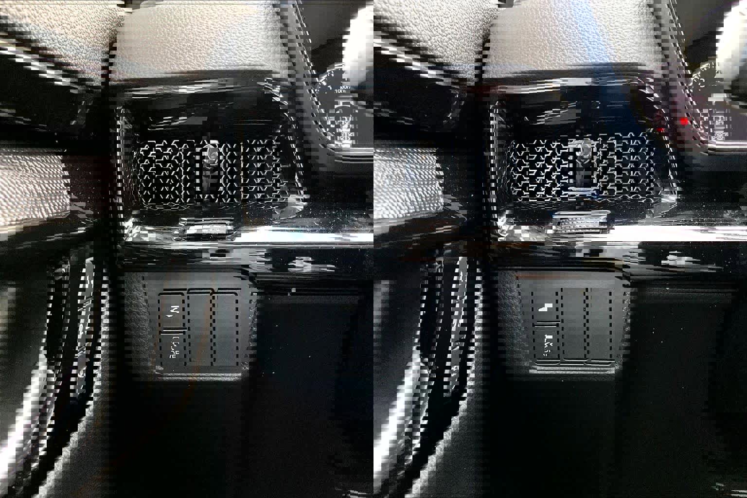 Used 2024 Honda CR-V EX-L image 36