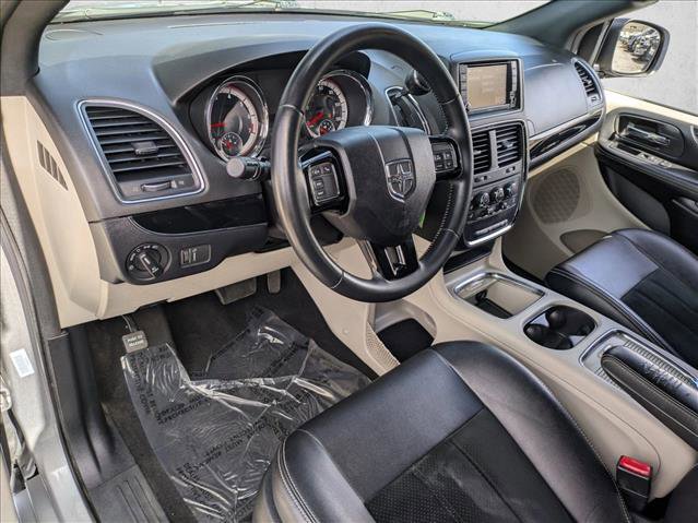 Used 2018 Dodge Grand Caravan SXT image 10
