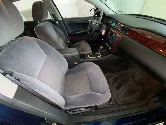 Used 2009 Chevrolet Impala LT FWD image 37