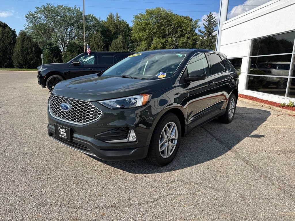 Certified 2024 Ford Edge SEL w/ Convenience Package AWD/4WD image 7