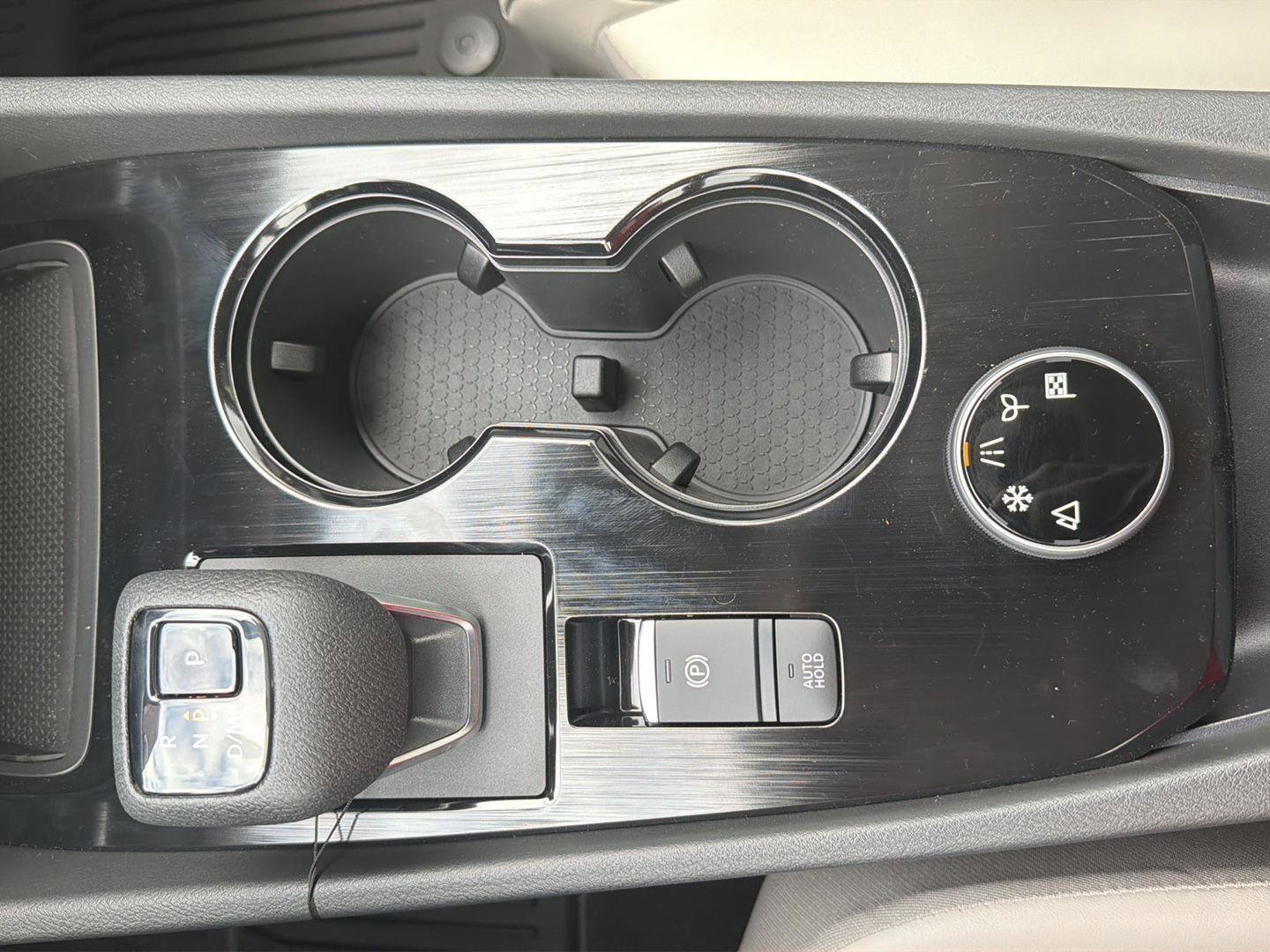 New 2026 Nissan Rogue SV AWD/4WD image 22