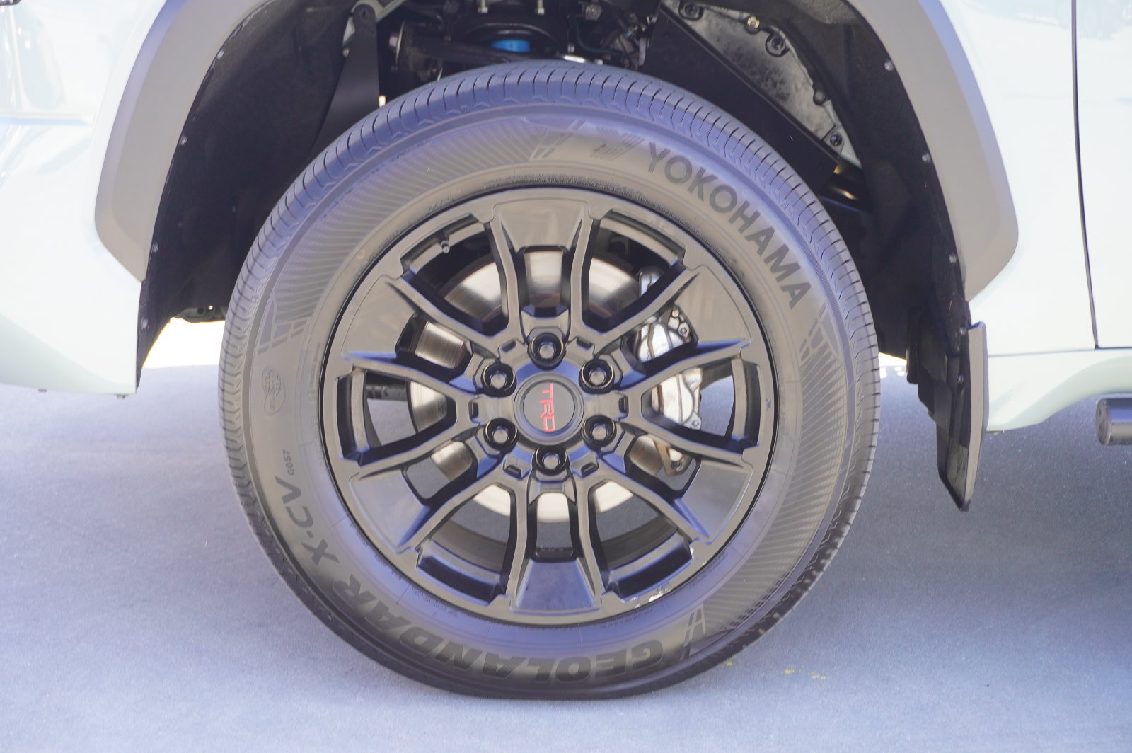 Used 2023 Toyota Tundra Limited w/ TRD Off-Road Package AWD/4WD image 20