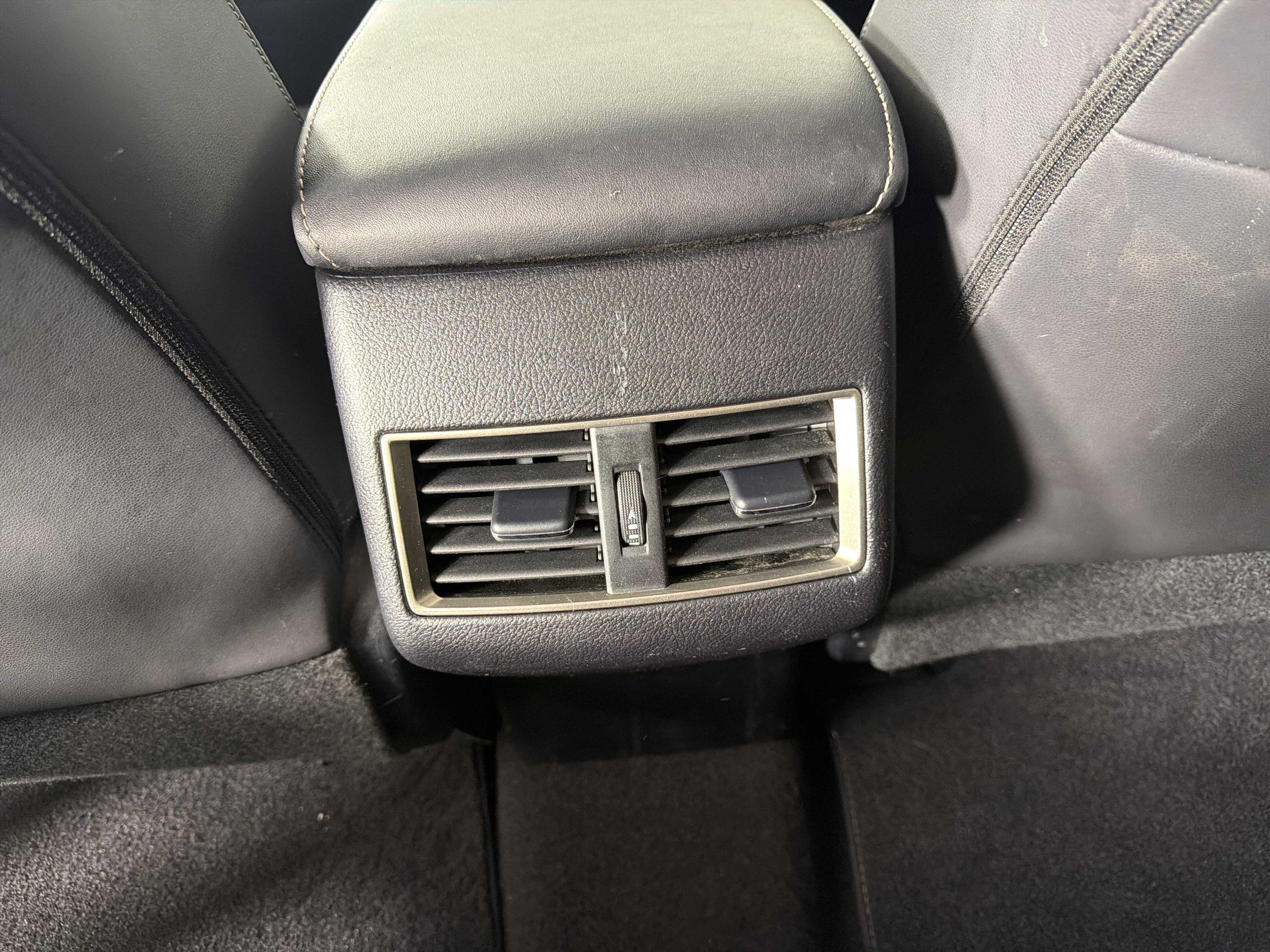 Used 2015 Lexus NX 200t AWD w/ Premium Package image 24