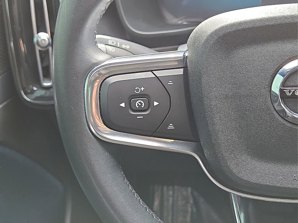 Used 2023 Volvo C40 P8 Recharge Ultimate image 21