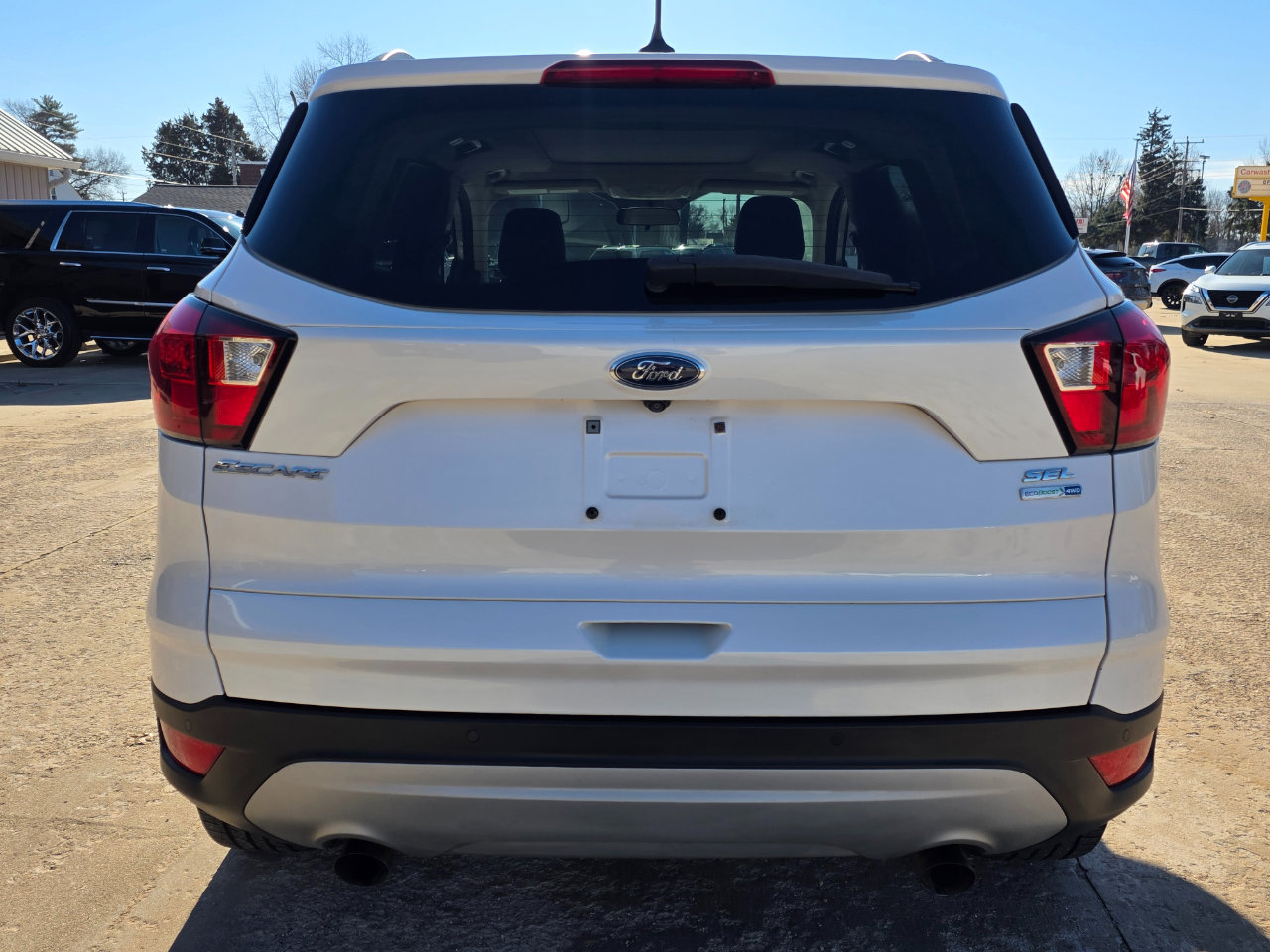 Used 2019 Ford Escape SEL image 19