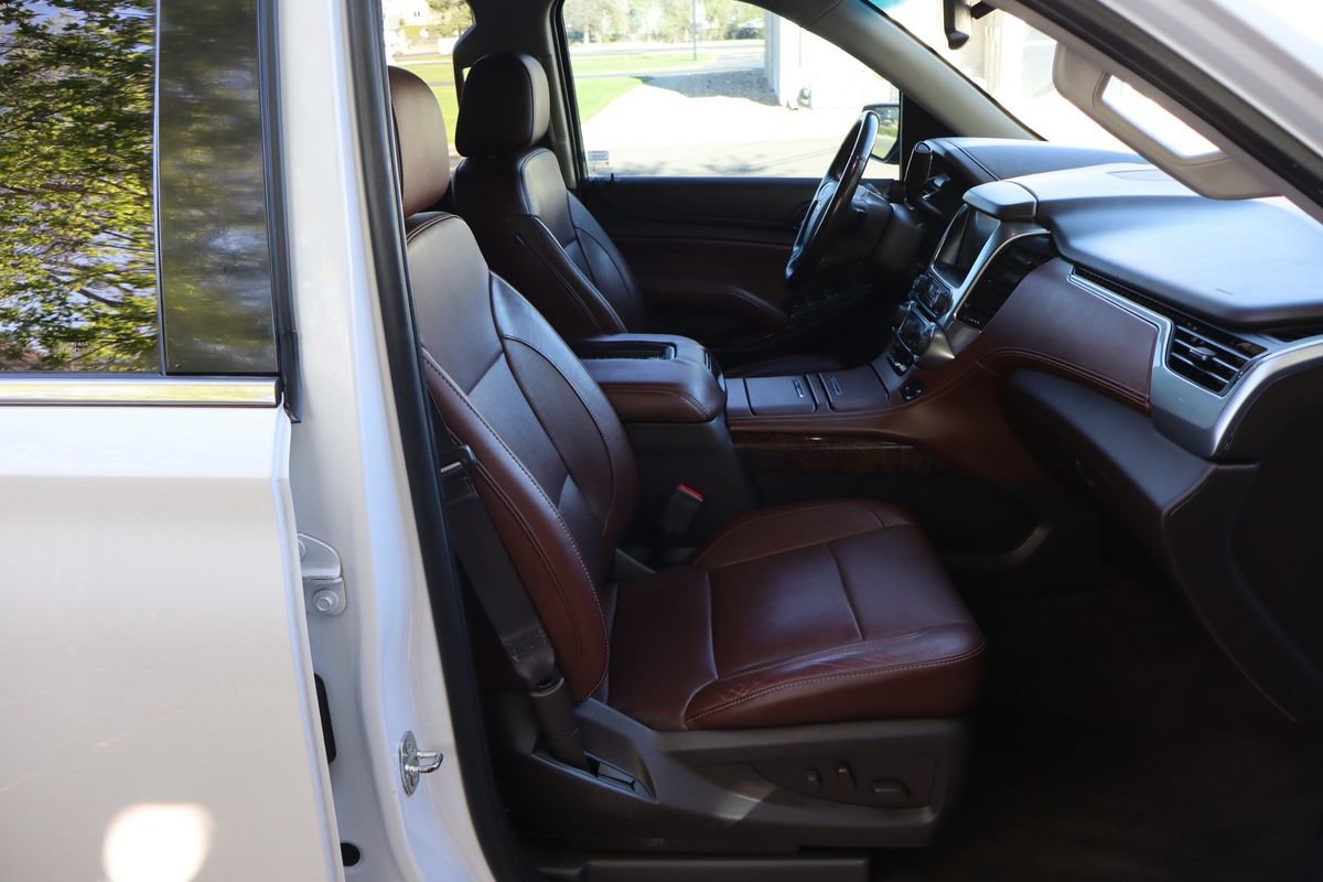 Used 2018 Chevrolet Tahoe Premier AWD/4WD image 24