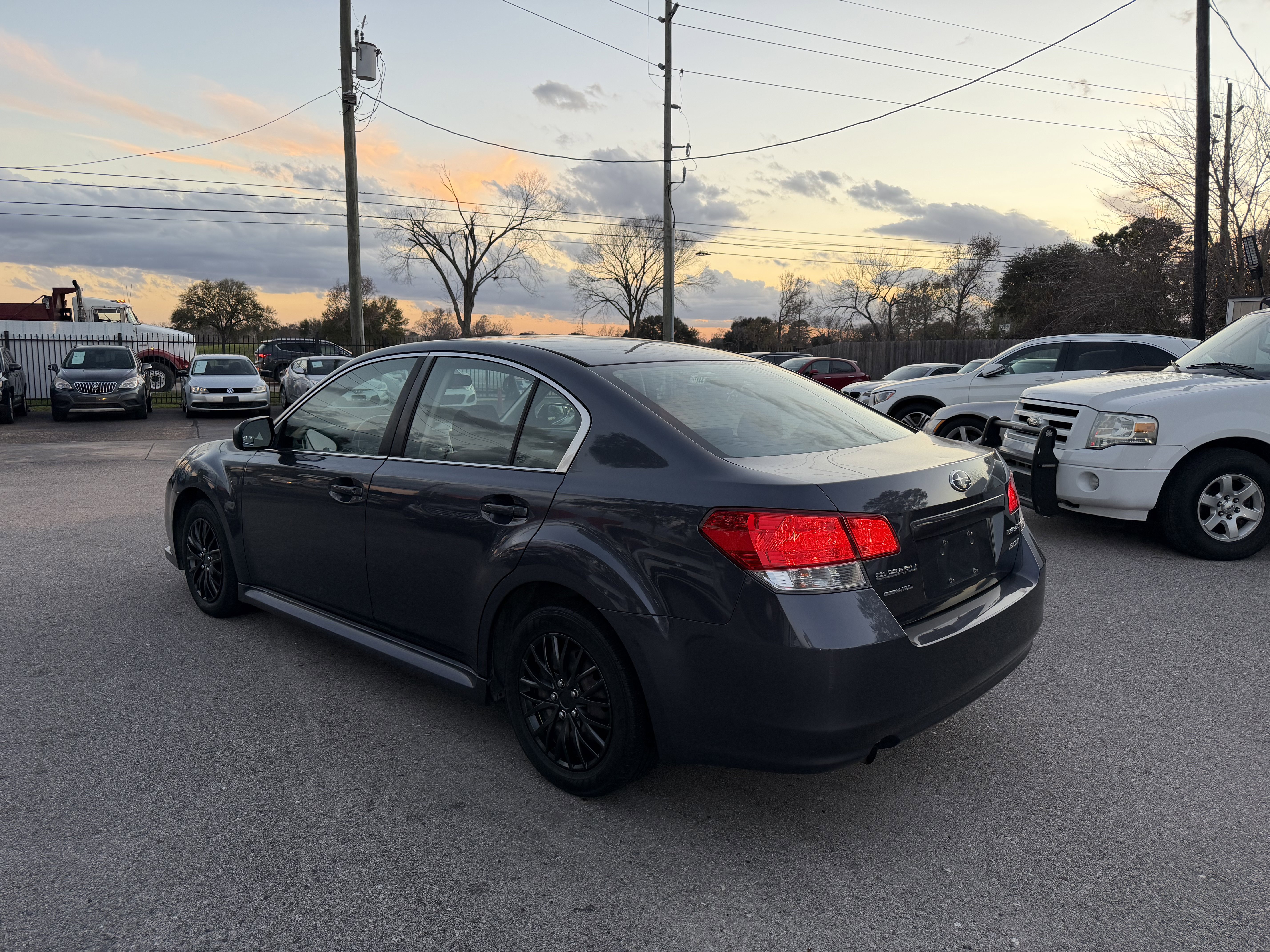Used 2014 Subaru Legacy 2.5i image 7