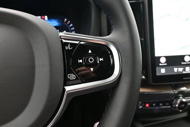 New 2027 Volvo XC60 B5 Core AWD/4WD image 24