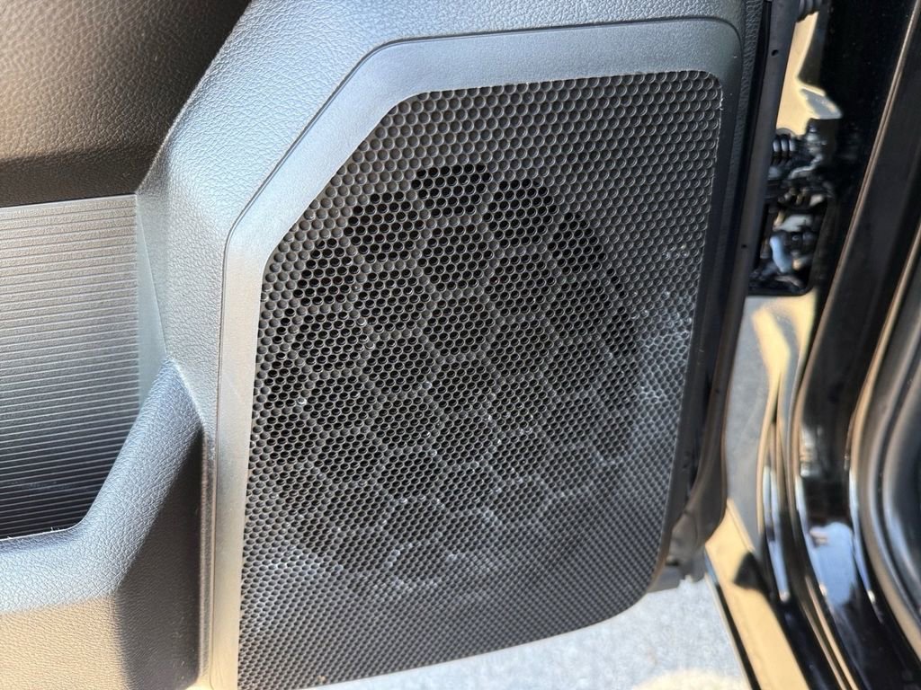 Used 2024 RAM 3500 Tradesman w/ Chrome Appearance Group image 26