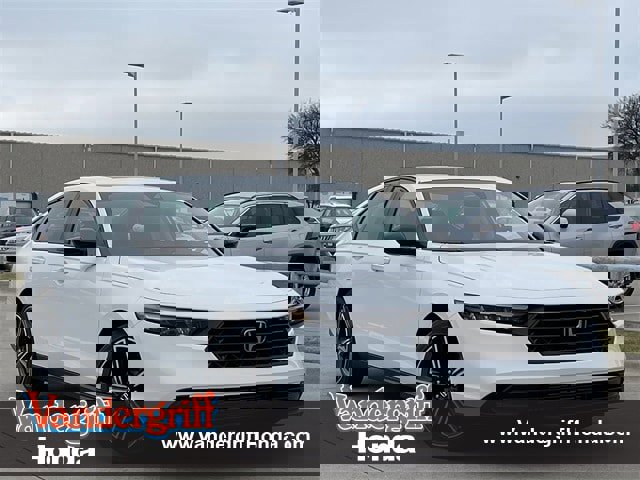 New 2026 Honda Accord SE