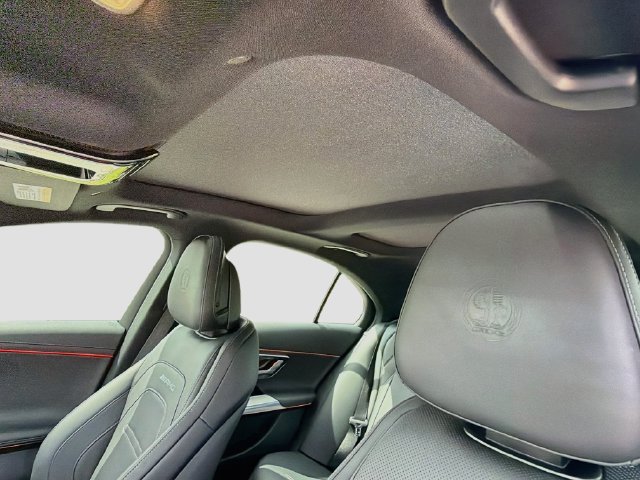 Used 2025 Mercedes-Benz E 53 AMG e 4MATIC Sedan image 26