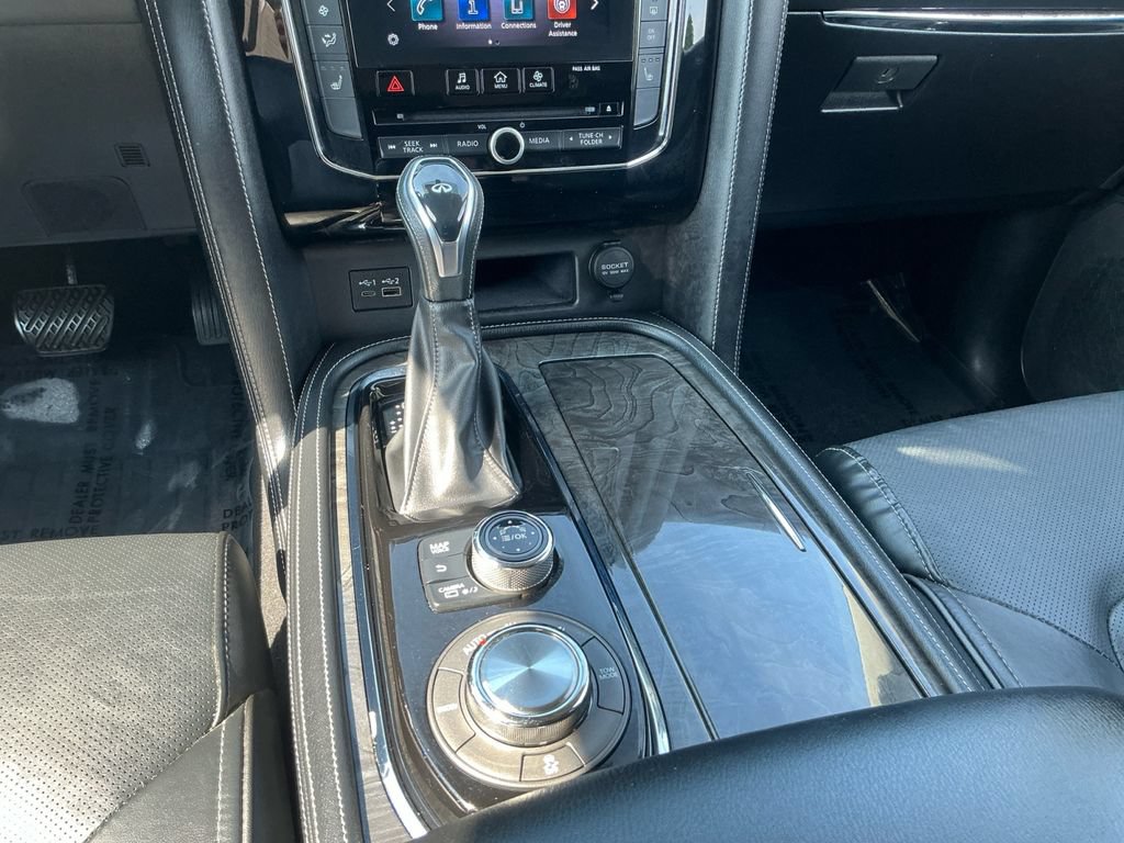 Used 2021 INFINITI QX80 Luxe AWD/4WD image 12