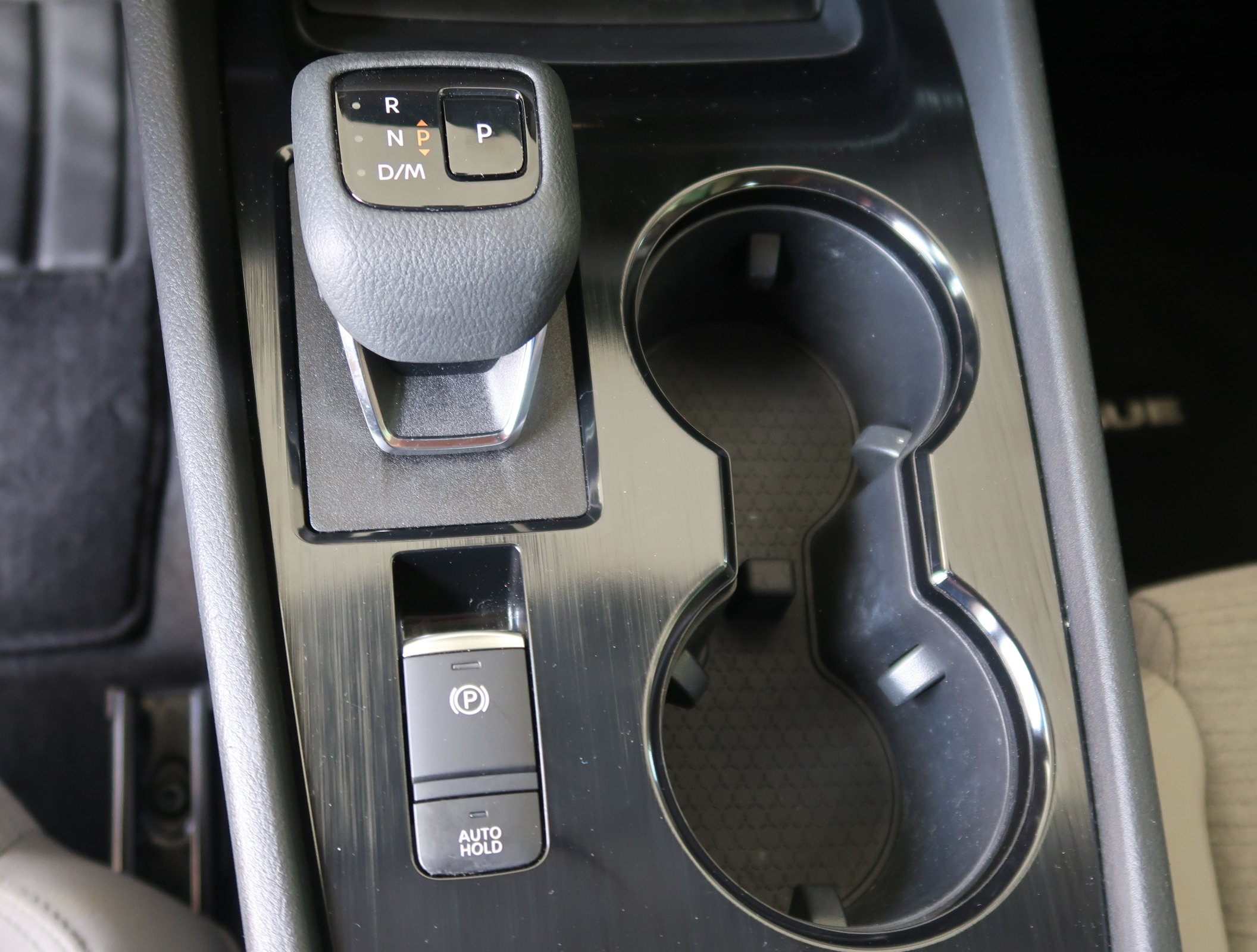 Used 2022 Nissan Rogue SV AWD/4WD image 35