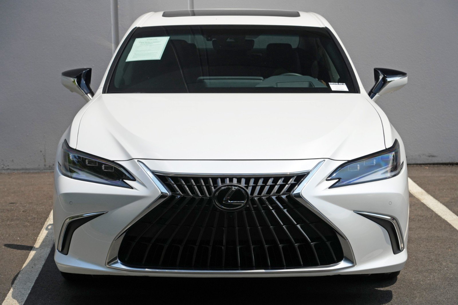 Used 2024 Lexus ES 300h w/ Accessory Package (Z2) FWD image 51