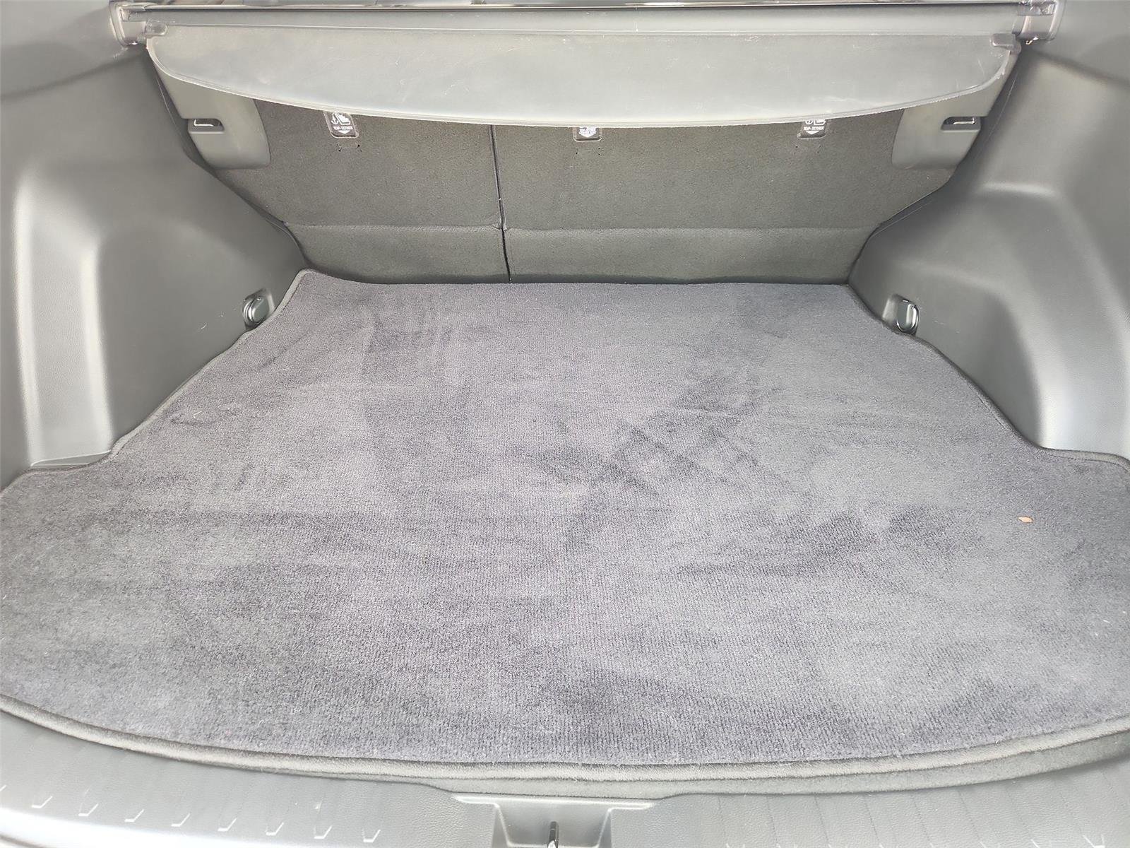 Used 2023 Toyota RAV4 XLE Premium FWD image 25