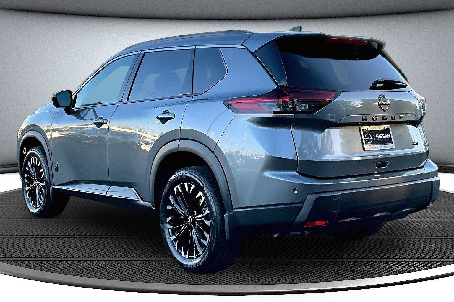 New 2026 Nissan Rogue Dark Armor AWD/4WD image 4