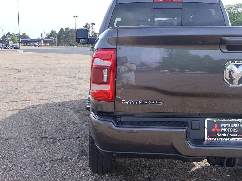 Used 2024 RAM 2500 Laramie AWD/4WD image 15