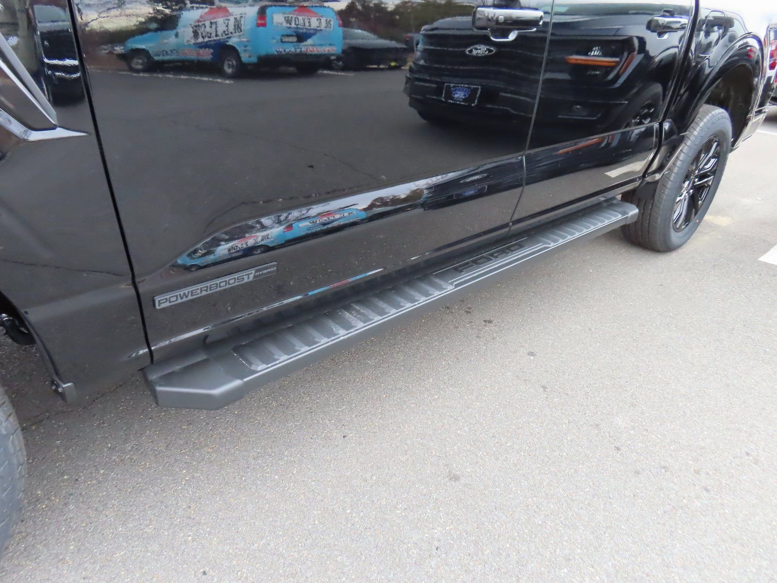 New 2026 Ford F150 XLT w/ Equipment Group 302A MID image 7