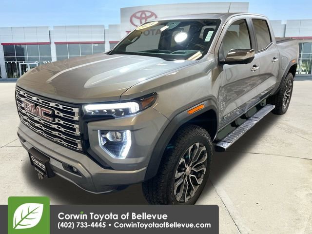 Used 2024 GMC Canyon Denali image 4