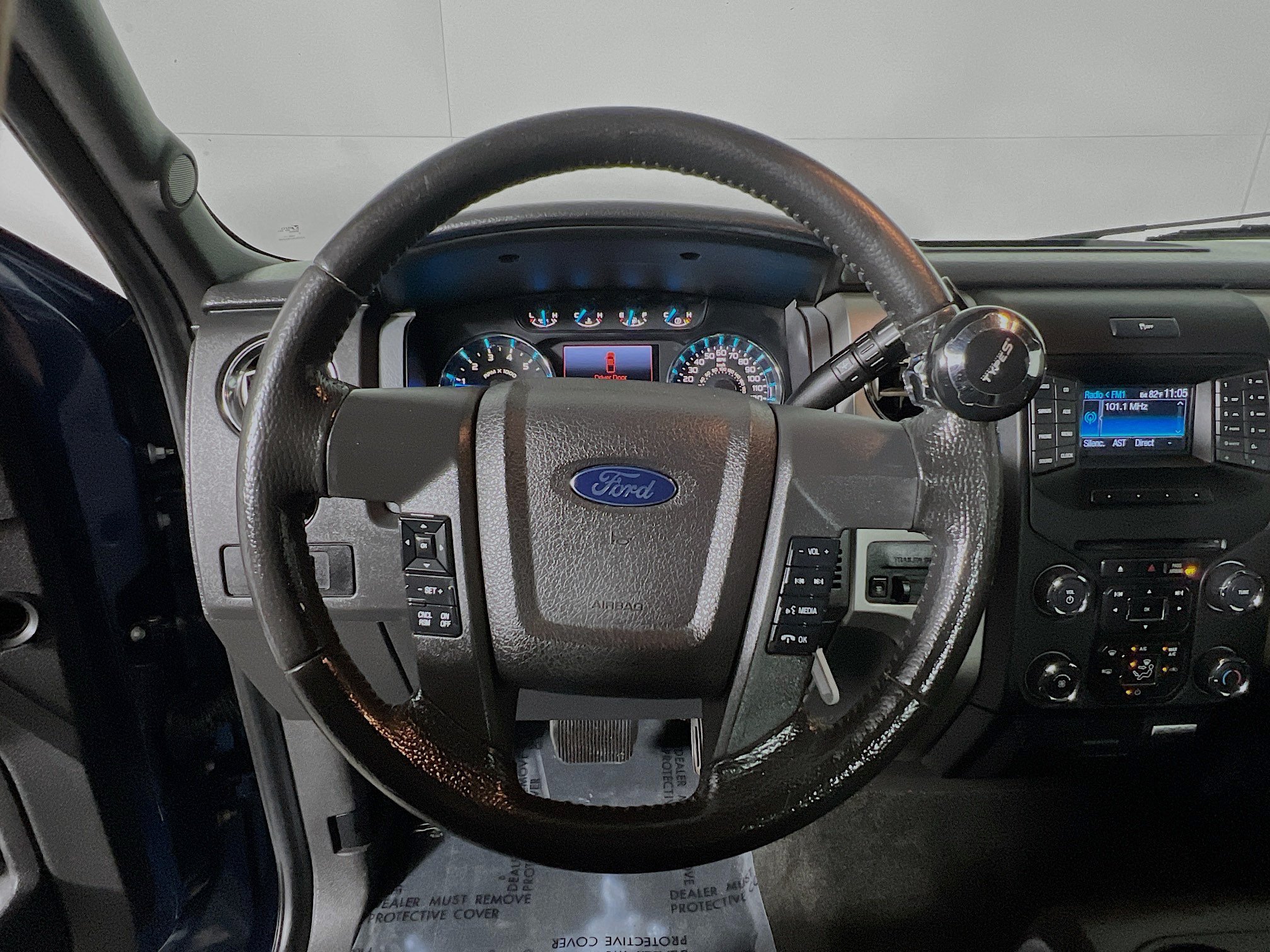 Used 2014 Ford F150 XLT w/ Equipment Group 302A Luxury AWD/4WD image 18