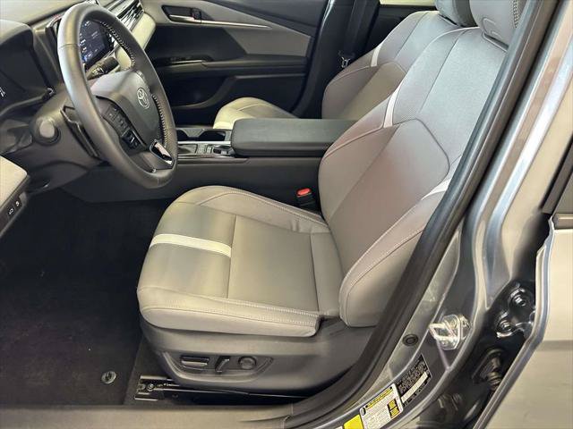 Certified 2026 Toyota Camry SE w/ Convenience Package FWD image 15