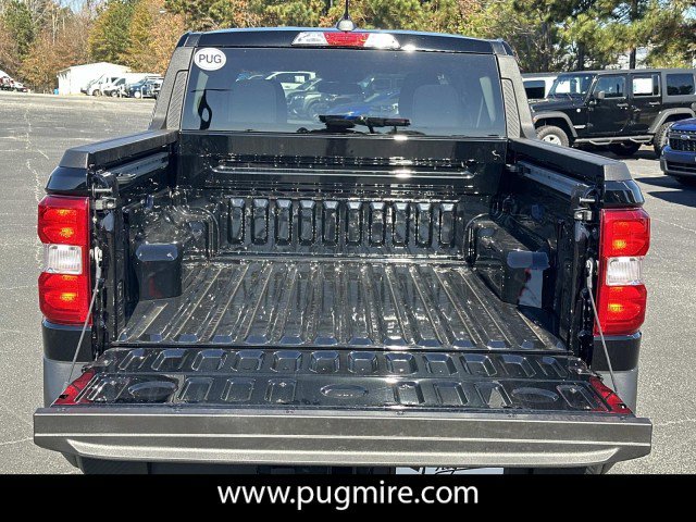 New 2025 Ford Maverick XLT image 18