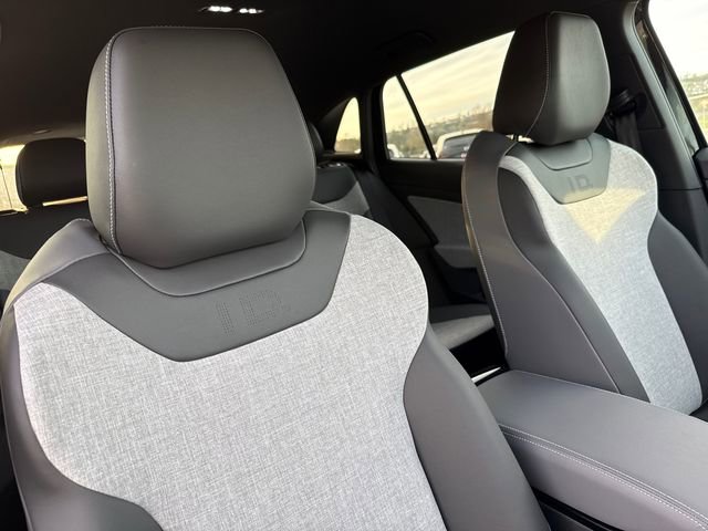 New 2026 Volkswagen ID.4 Pro image 19