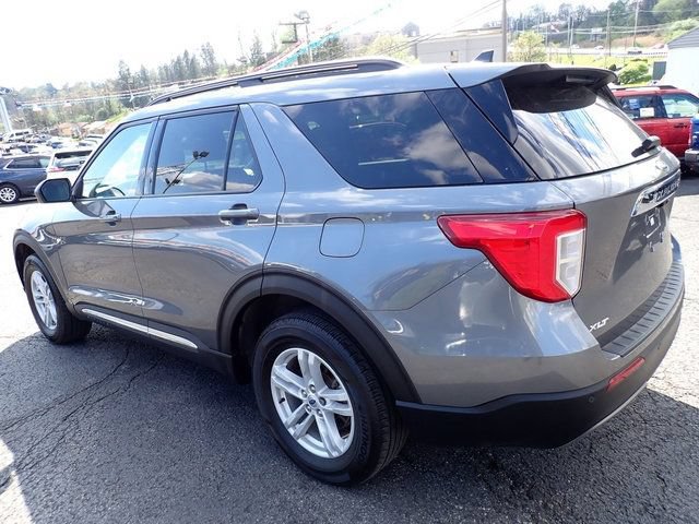 Used 2023 Ford Explorer XLT w/ Equipment Group 202A AWD/4WD image 6