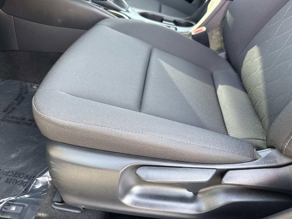 Used 2025 Toyota Corolla LE FWD image 26