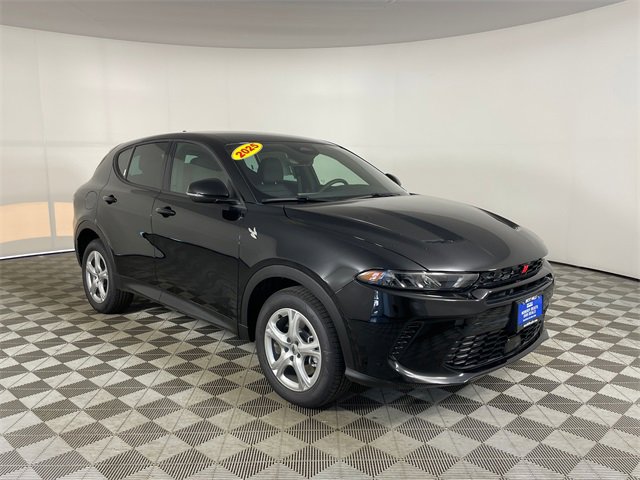 New 2025 Dodge Hornet GT w/ Cold Weather Group image 8