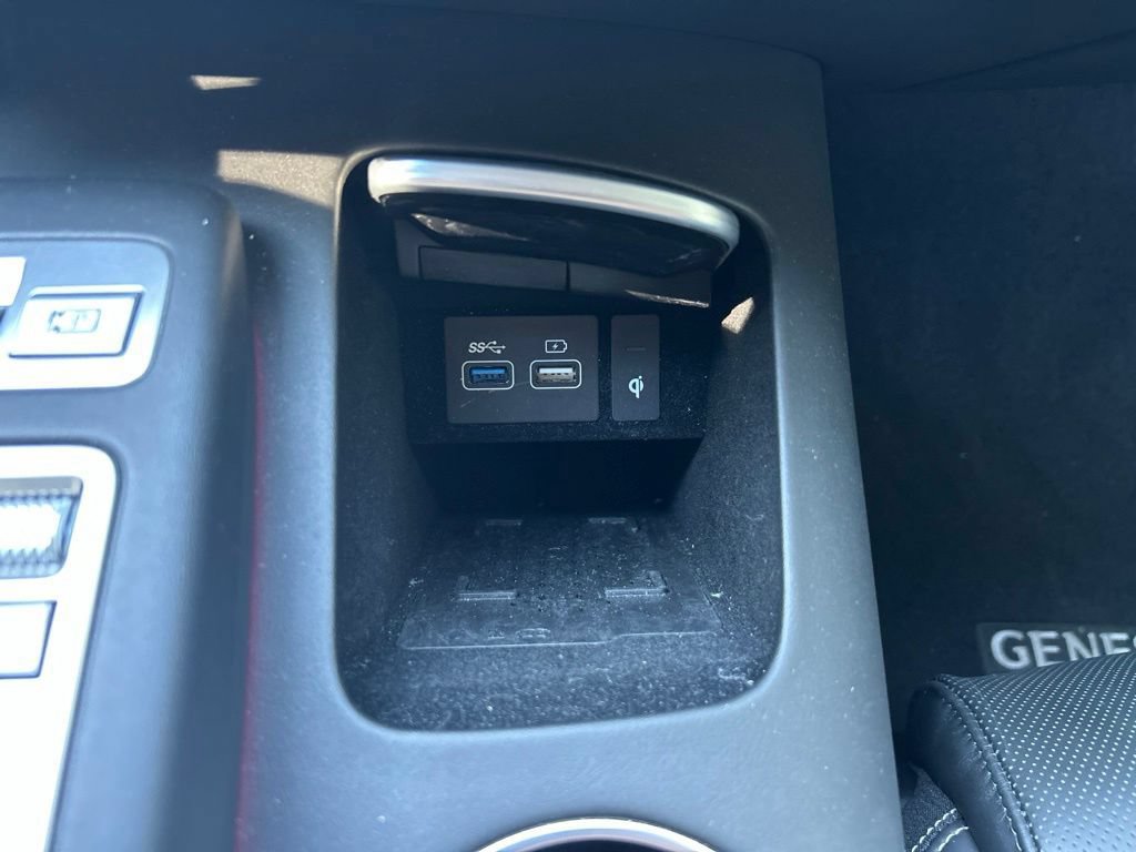 Used 2024 Genesis Electrified GV70 w/ Prestige Package AWD/4WD image 21