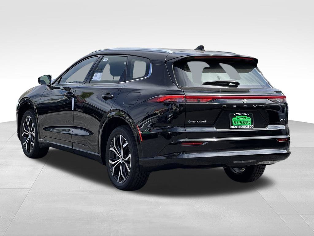 New 2026 Toyota Crown Signia AWD/4WD image 3