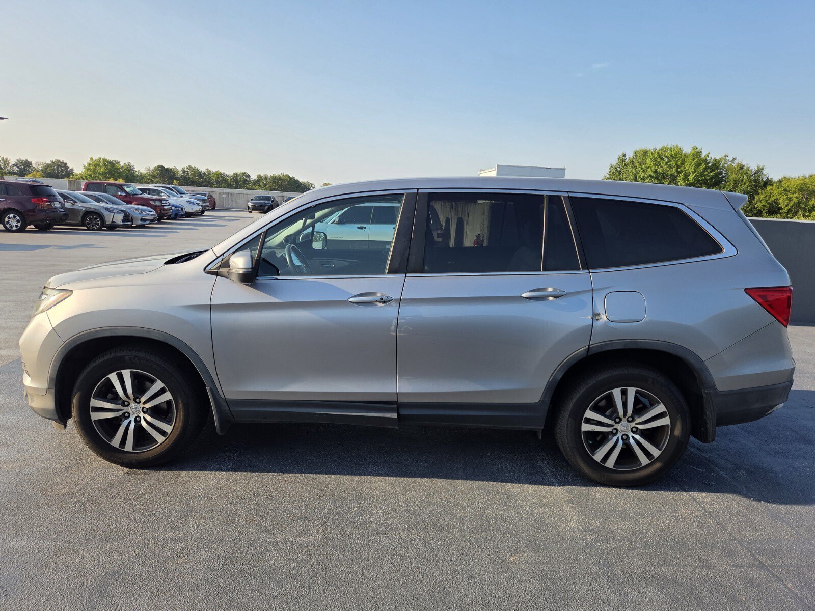 Used 2016 Honda Pilot EX-L image 2