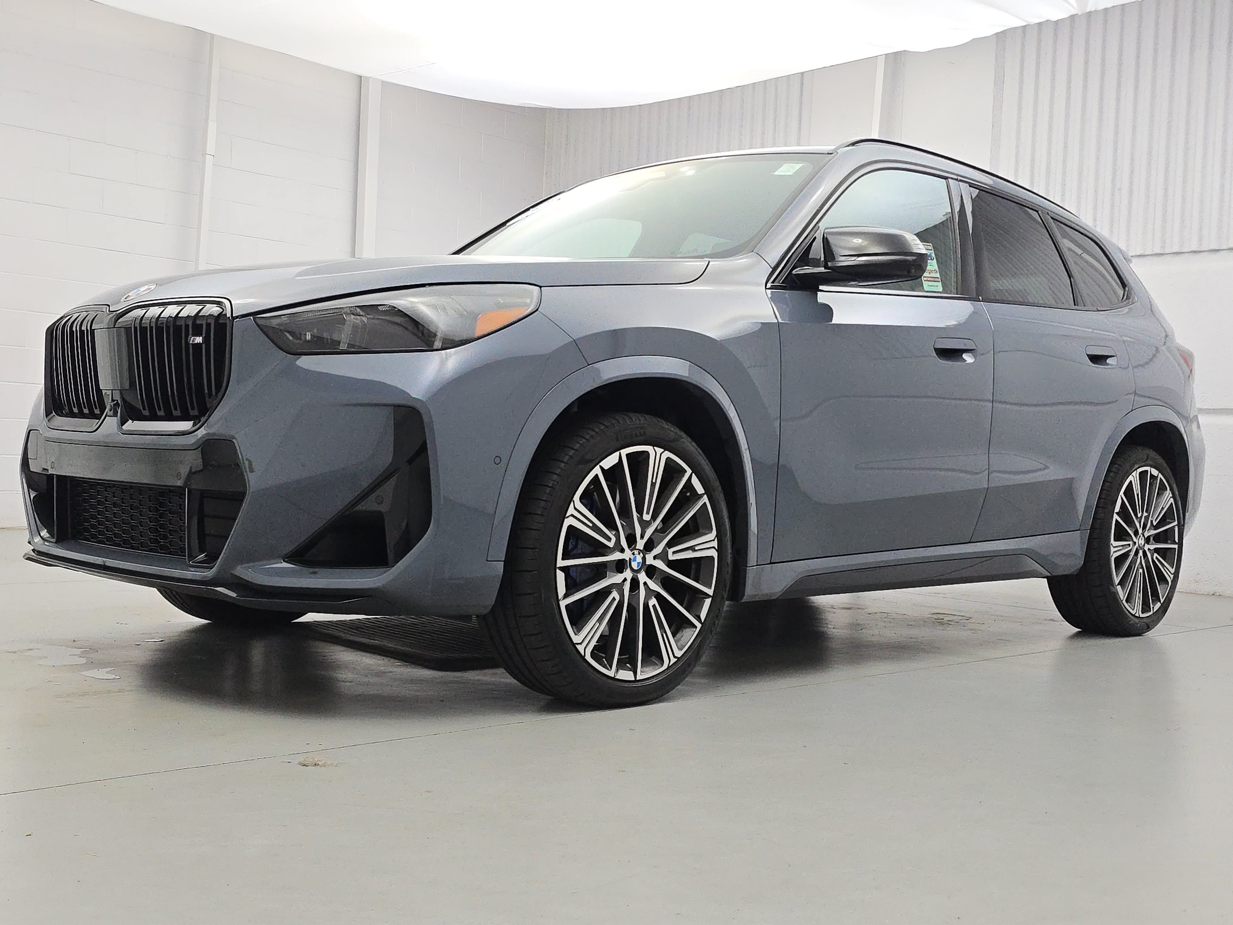 Used 2025 BMW X1 M35i w/ Premium Package AWD/4WD image 1