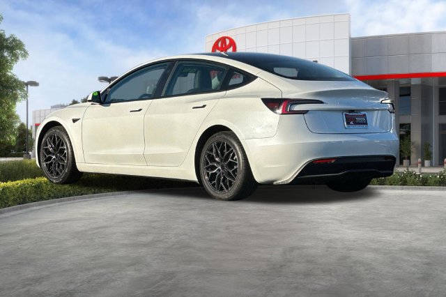 Used 2024 Tesla Model 3 Standard Range RWD image 6