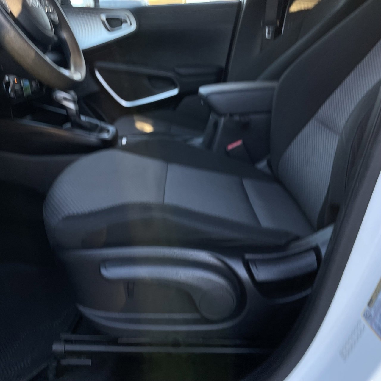 Used 2024 Kia Soul LX w/ Option Group 015 image 21