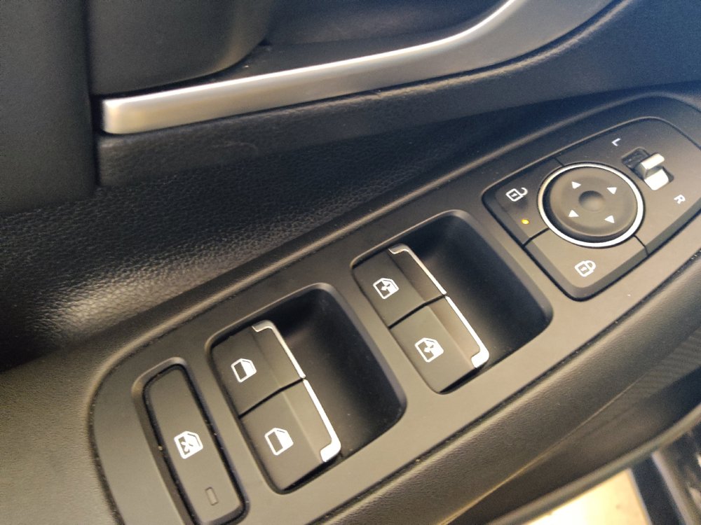 Used 2025 Hyundai Sonata SEL FWD image 27